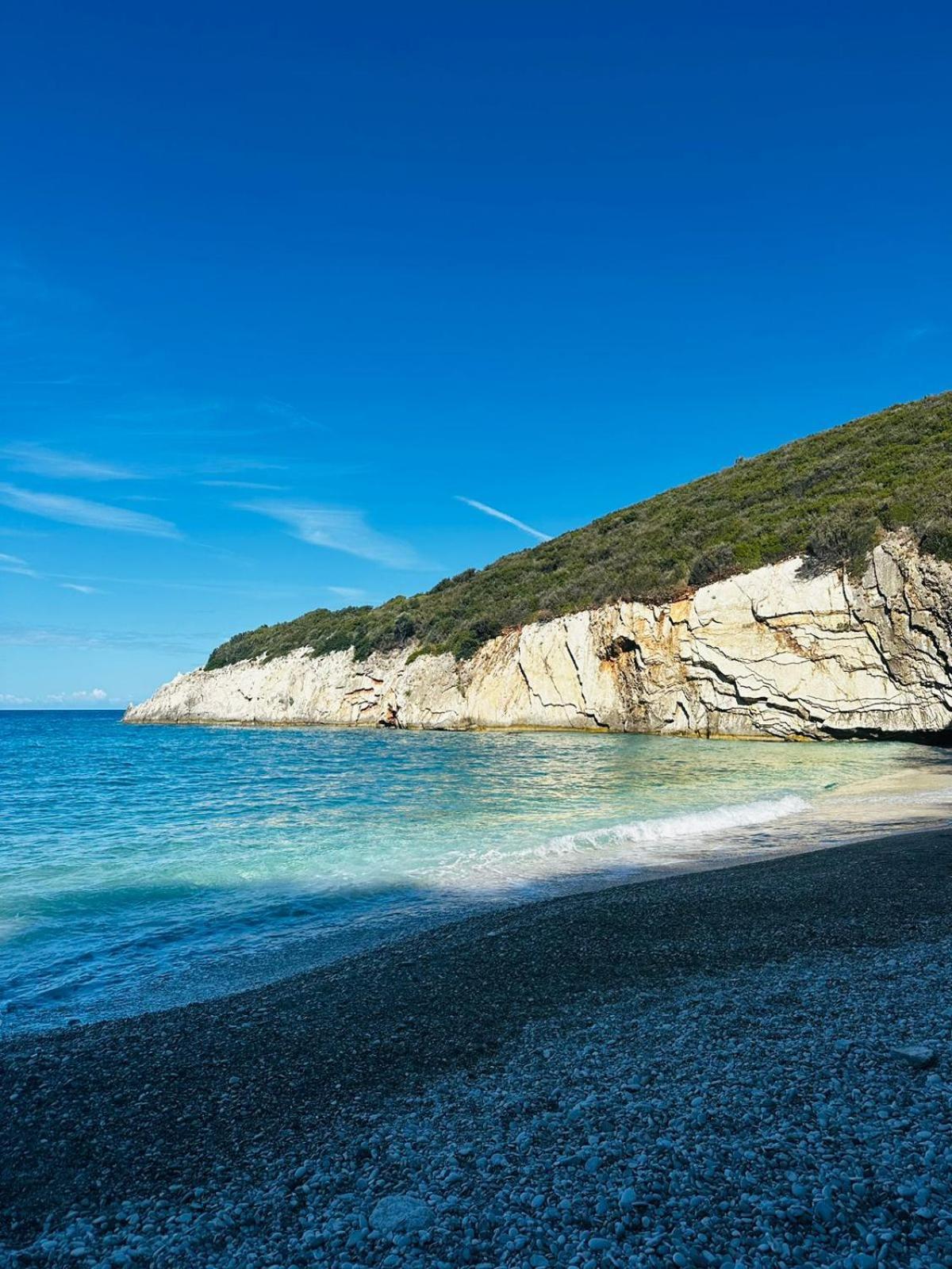 Natural Hostel Himare Esterno foto