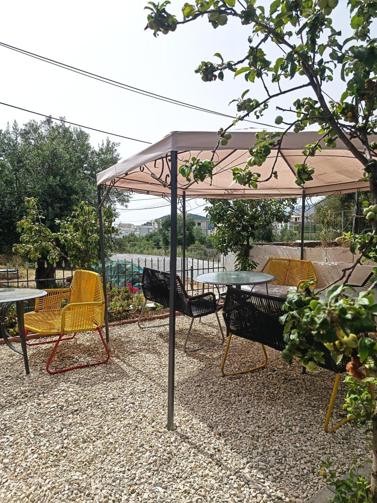 Natural Hostel Himare Esterno foto